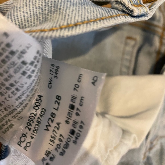 Levi’s 501 Skinny Fit Light Wash W28 x L28 Wedgie - Picture 11 of 11